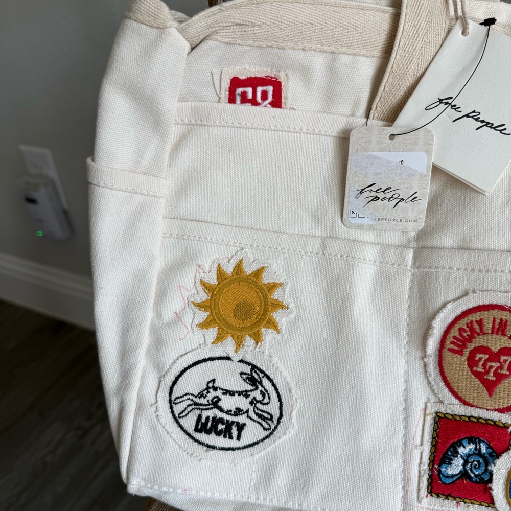 Free people Kiss My Patch Tote - Picture 6 of 9